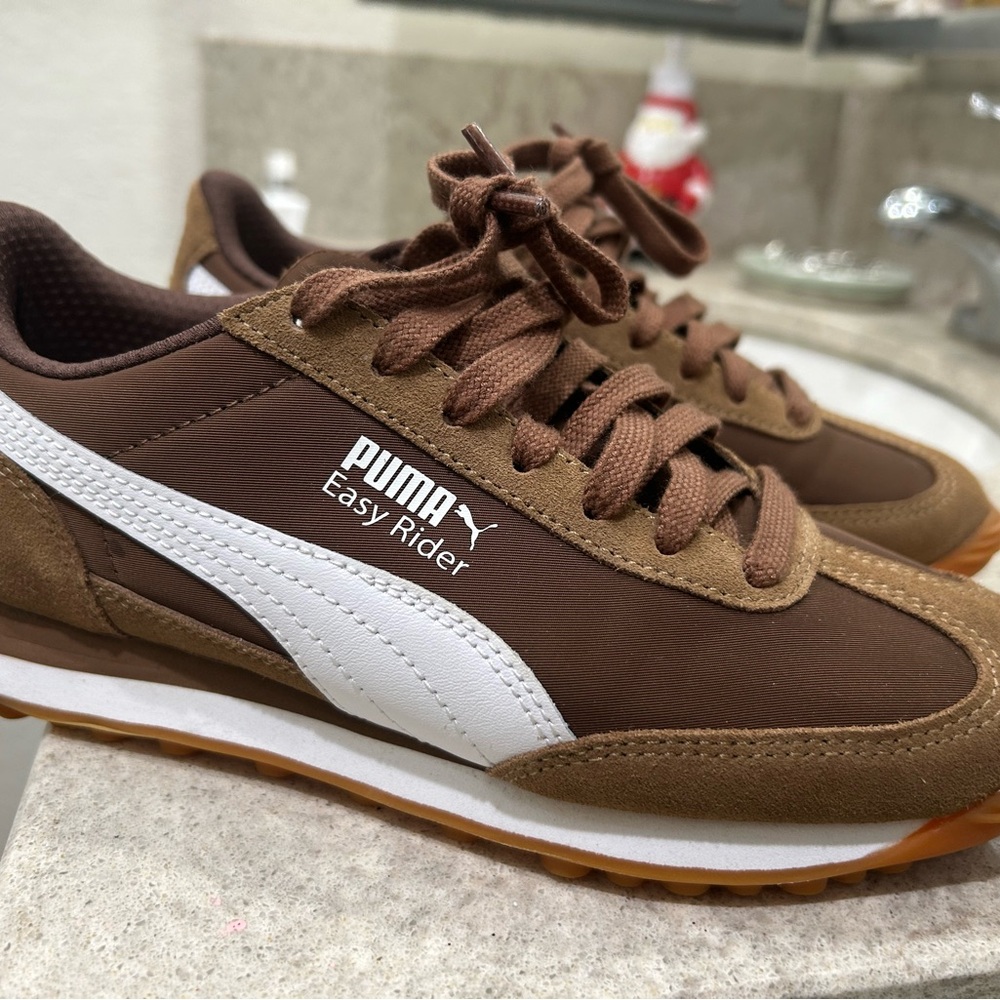 Puma Easy Rider Brown and White Sneakers